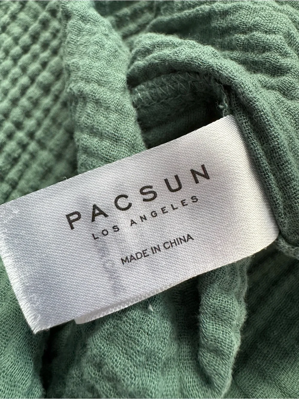PacSun Men’s Green Textured Classic Camp Button Down Shirt